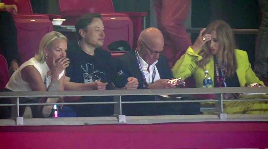 Do Tesle kritičen oglas se je prikazal ravno takrat, ko je tekmo Super Bowla gledal Elon Musk (foto: profimedia)