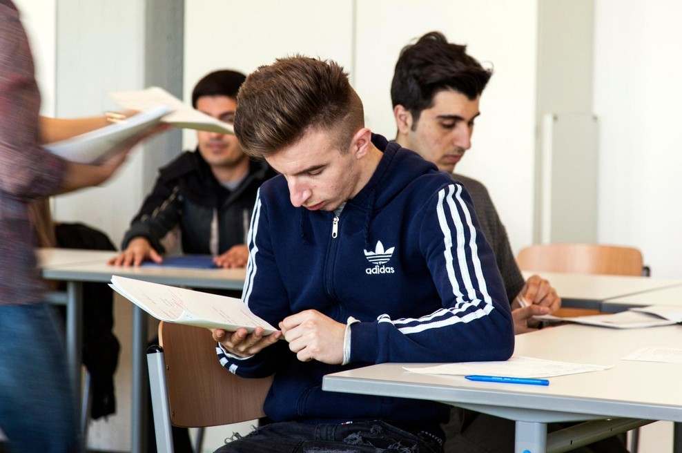 Za katere srednješolske programe je letos največ zanimanja? Znano je, kje so še na voljo prosta mesta (foto: Profimedia)