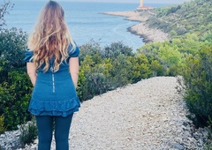 Znana Slovenka šokirala s srce parajočo zgodbo iz otroštva: "Pri njej sem lahko jedla in se najedla"