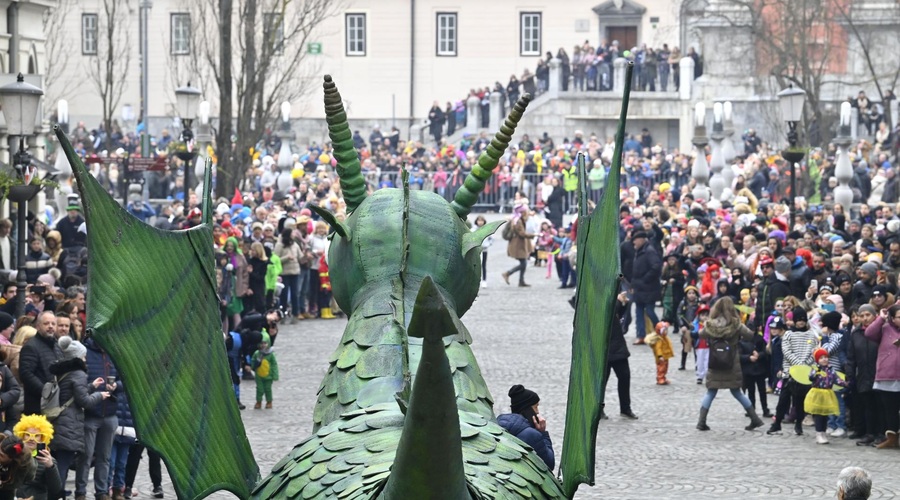 Ste na pustno soboto obiskali karneval? Poglejte fotografije, Slovenci so se to leto res izvirno našemili (foto: Žiga Živulović jr./Bobo)