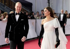 To je 5 modnih dodatkov, ki bodo letos pravi hit (FOTO)