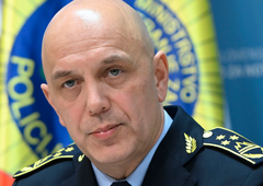 Boštjanu Lindavu se maje stolček: bomo dobili novega šefa policije?