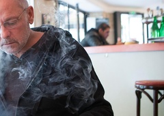 Lahko elektronske cigarete kadimo v zaprtem prostoru?