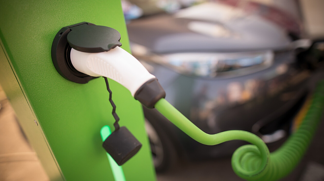 Zanimanje za nakup električnih avtomobilov upada: izvedeli smo, v čem tičijo razlogi (foto: Profimedia)