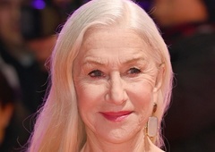 Paparaci 77-letno Helen Mirren ujeli v kopalkah (FOTO)
