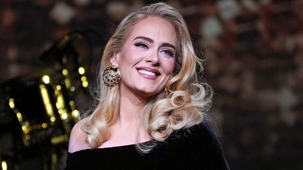 Adele Adele je oče zapustil, ko je bila stara dve leti, potem ko se je ločil od njene matere. Trdil …