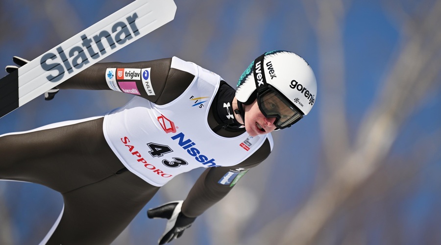 Potolčeni šampion Peter Prevc po grozljivem padcu sprejel pomembno odločitev: od zdaj dalje bo skakal le še ... (foto: Profimedia)