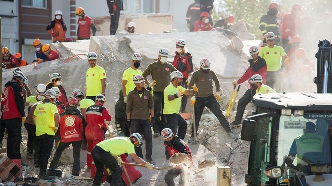 Skoraj mesec dni po potresu se je v Turčiji zgodil čudež, ki je reševalce spravil v jok (VIDEO) (foto: Profimedia)