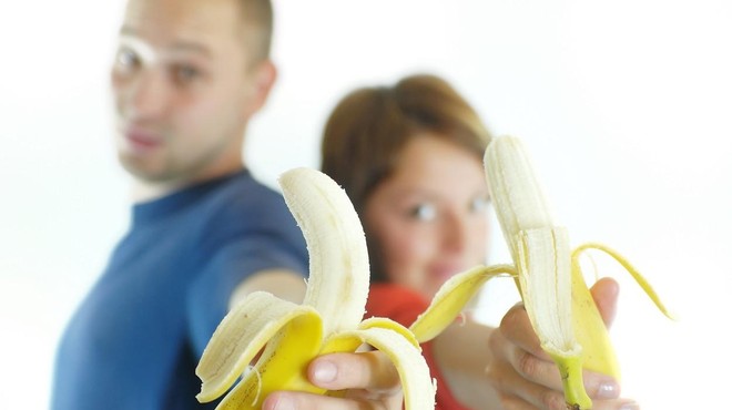 Banane so mnogim najljubši sadež, a kaj se zgodi s prebavo, ko jih zaužijemo? Presenečeni boste (foto: Profimedia)