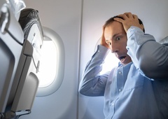 Stvari, ki jih je dobro vedeti, ko boste v paniki stiskali pesti na letalskemu sedežu