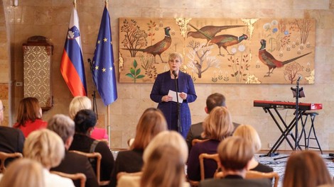 Nataša Pirc Musar ob mednarodnem dnevu žensk: "Jaz feminizem živim, vtkan je v moj DNK"