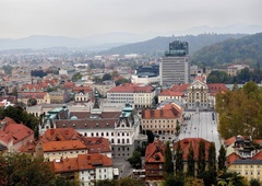 Konec ere: znamenita banka v središču Ljubljane zapira svoja vrata, seli se na novo lokacijo