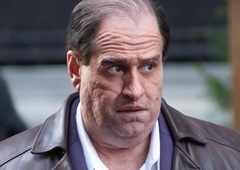 Veljal je za enega najlepših moških, kaj se mu je zgodilo?