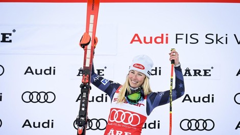 Shiffrinova z neverjetno prednostjo zopet slavila