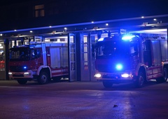 Lahko bi se končalo tragično: v Mariboru sredi noči na štedilniku pozabil hrano, nato pa ...