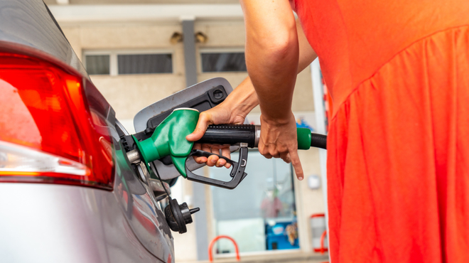 S torkom nove cene goriv: se je bolje kar takoj zapeljati do bencinske črpalke? (foto: Profimedia)