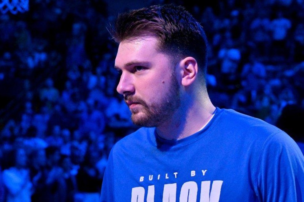 Tudi država želi pristaviti lonček: veljaki odhajajo na obisk k Luki Dončiću, vrhunec bo slovenski večer v ligi NBA (foto: Profimedia)