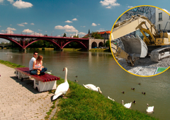 Pesek, bagri in ogorčeni domačini: približuje se Festival Lent - je njegova izvedba ogrožena?