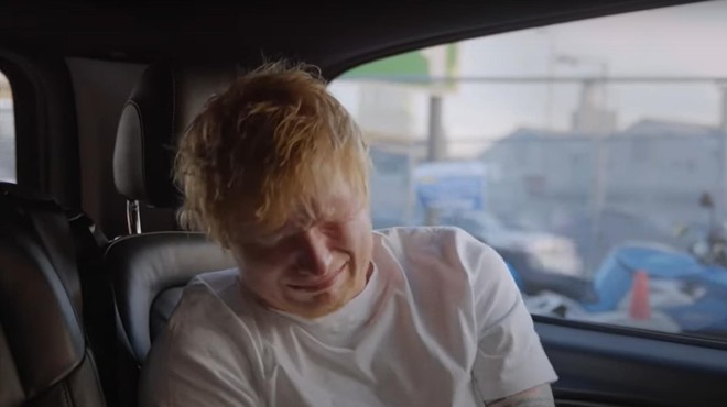 VIDEO: Ed Sheeran spregovoril o ženinih zdravstvenih težavah in se razjokal (foto: YouTube/Movie Coverage/posnetek zaslona)