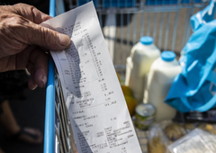 Zdaj je jasno: iz trgovine več nikakor ne hodite brez računa (čakajo vas visoke kazni)