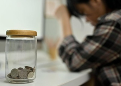 V slovenskih podjetjih je 379 zaposlenih delalo po več kot 200 ur na mesec, rekorder celo 413 ure: kdo je kriv in kaj bodo glede tega storili pristojni