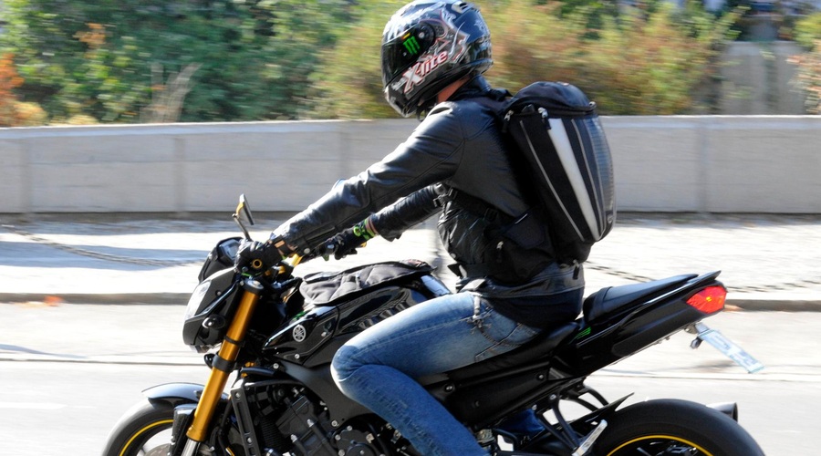 Sončno vreme mami motoriste – pa so ceste že varne? Policisti odgovarjajo (foto: Žiga Živulović j.r./Bobo)
