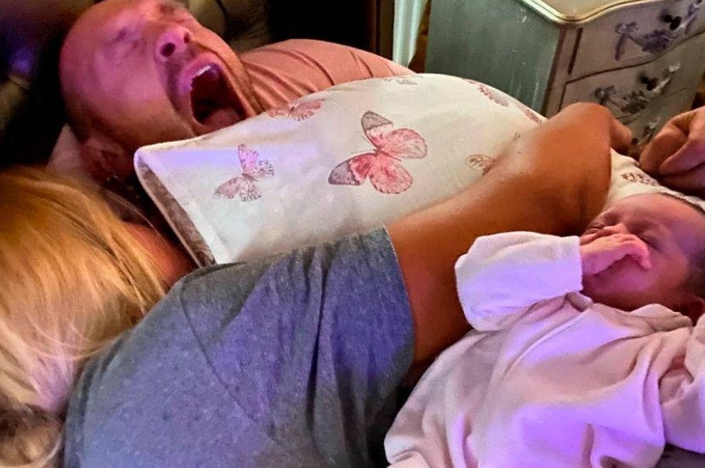 Tekmece premaguje kot za šalo, tudi doma pa je zelo poskočen ... Slavni športnik razkril: "Prihaja otrok številka sedem!" (foto: Instagram/Tyson Fury)