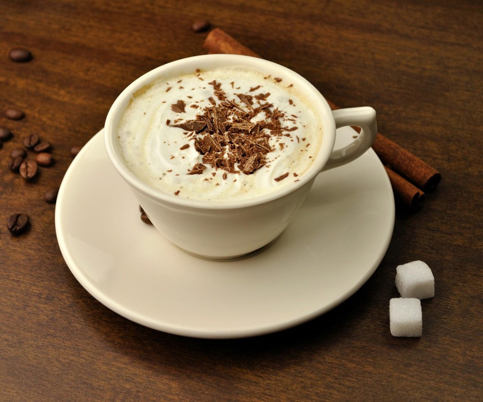 PREVEČ KAVE V zmernih količinah je kava lahko koristna, če je spijete preveč, pa tvegate negativne posledice, tudi na možgane. …