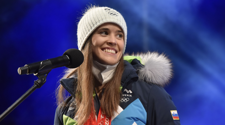 Urša Bogataj razveselila oboževalce: pokazala je nosečniški trebušček (foto: Žiga Živulovič jr./Bobo)