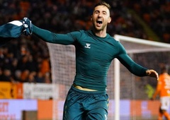 Slovenski nogometni zvezdnik objavil čudovito fotografijo in z oboževalci delil veselo novico (FOTO)