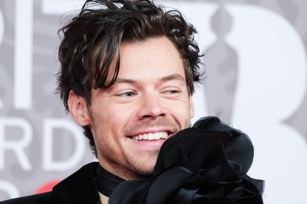 VIDEO: Harry Styles po razhodu že strastno poljublja drugo (zagotovo jo poznate, velja za najlepšo žensko na svetu) (foto: Profimedia)