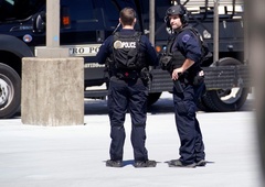 Grozljivka v šoli: domačinka vstopila skozi stranska vrata in začela streljati na otroke