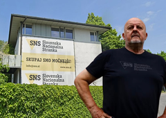 Jelinčič se je vendarle odločil: prodal bo svojo ljubljansko vilo (v njej ima pred streli neprebojno opremo)