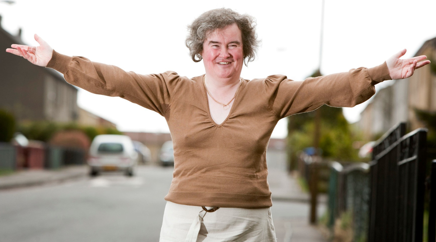 Se spomnite neverjetne Susan Boyle? Pevka, ki je obnorela svet, je danes videti povsem spremenjena (FOTO) (foto: Profimedia)