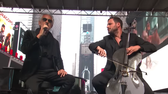 Popoln nastop: Stjepan Hauser in Andrea Bocelli v New Yorku za trenutek zaustavila čas (VIDEO) (foto: YouTube/Hauser/ponetek zaslona)
