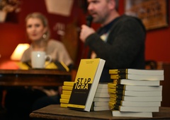 Ob svetovnem dnevu bipolarne motnje pisatelj Jaka Tomc: "Bodite strpni in razumevajoči do bipolark in bipolarcev"