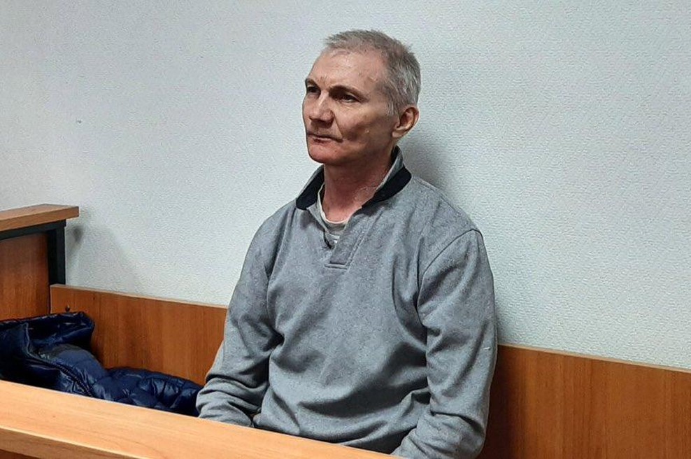 Nove informacije o Rusu, ki je zaradi hčerkine risbice obsojen na 2 leti zapora (foto: Twitter/news_tsc)