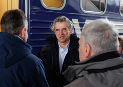 Robert Golob je prispel v Ukrajino in se takoj srečal z Zelenskim: o čem sta se pogovarjala?