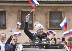 Čudežna slovenska skakalka Ema Klinec: želeli so si, da bi igrala nogomet