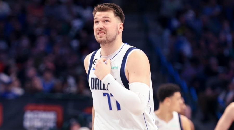 Luka Dončić je v zadnji sekundi zgrešil met za zmago ... Dallas zdaj potrebuje čudež (foto: Profimedia)
