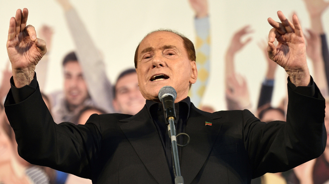 Berlusconi na intenzivni negi: njegove hospitalizacije so zaradi resnih težav vse pogostejše (foto: Profimedia)