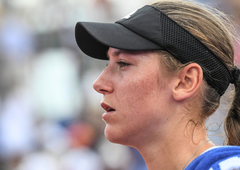 Zlomljena Kaja Juvan izlila čustva ob boleči izgubi očeta: "Očetu sem lahko na koncu povedala, kako zelo ga imam rada ..."