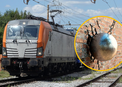 Šok za prebivalce slovenske vasi: jim bo država zaradi gradnje železnice porušila domove?