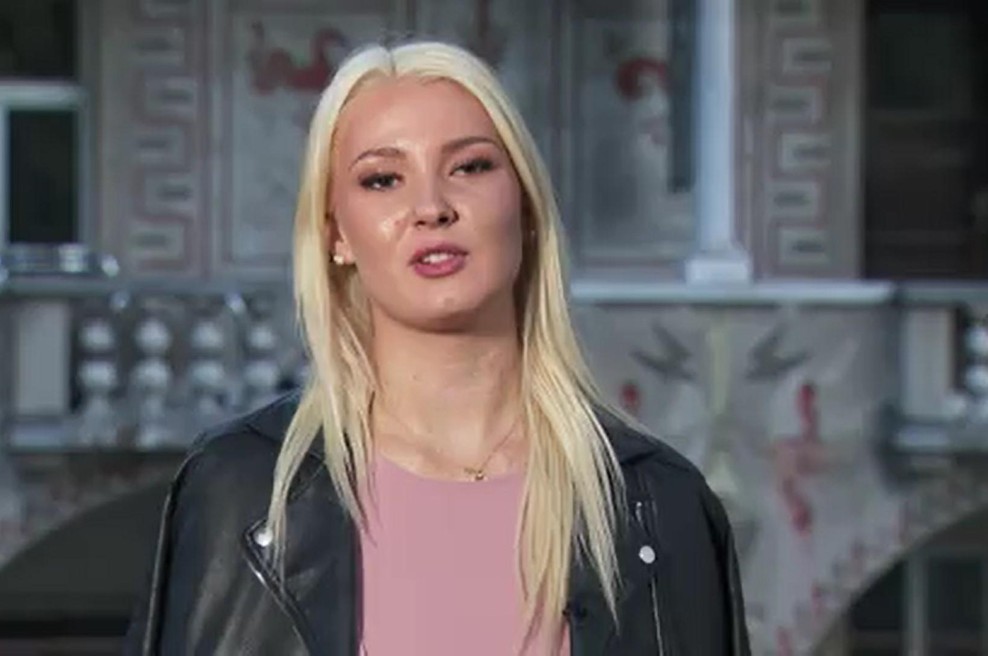 Zvezdana Mlakar ostro nad Tino (Poroka na prvi pogled) in njeno izražanje (foto: Planet TV/posnetek zaslona)