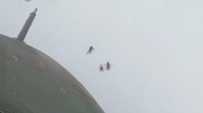 Več podrobnosti o nesreči na Mali Mojstrovki: vreme ni bilo primerno za obisk gora, stekla izjemno zahtevna reševalna akcija (foto: Facebook/Slovenska vojska)