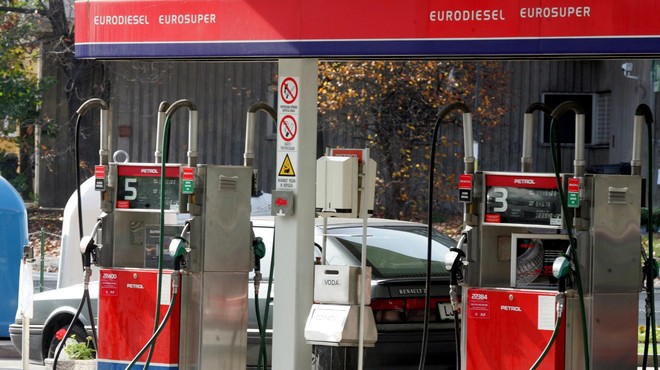 Veselili se boste: takšne so nove cene goriva (foto: Tina Kosec/Bobo)