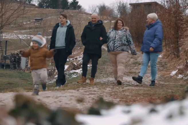 Se jih spomnite? Tako je danes z družino Bahč iz Delovne akcije