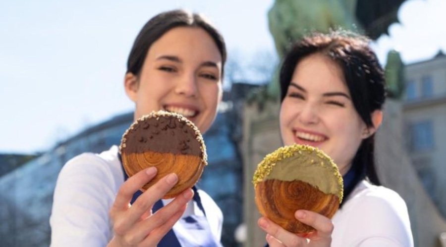 Zmajeve rolice v le nekaj tednih postale senzacija: ste že poskusili priljubljeno sladico? (FOTO) (foto: Instagram/Fétiche Patisserie)