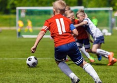 Slovenijo pretresel incident na nogometni tekmi za fante do 10 let: najprej žaljivke in poniževanje, nato celo fizično obračunavanje