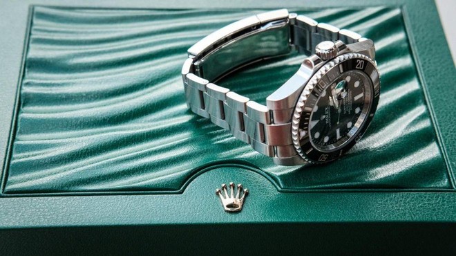 Imate doma luksuzno uro? To so znamke, ki niso le modni dodatek, ampak tud zelo dobra naložba (foto: Profimedia)